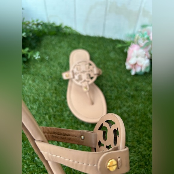 Tory Burch Makeup Miller sandals size 7 gently used - Picture 6 of 15